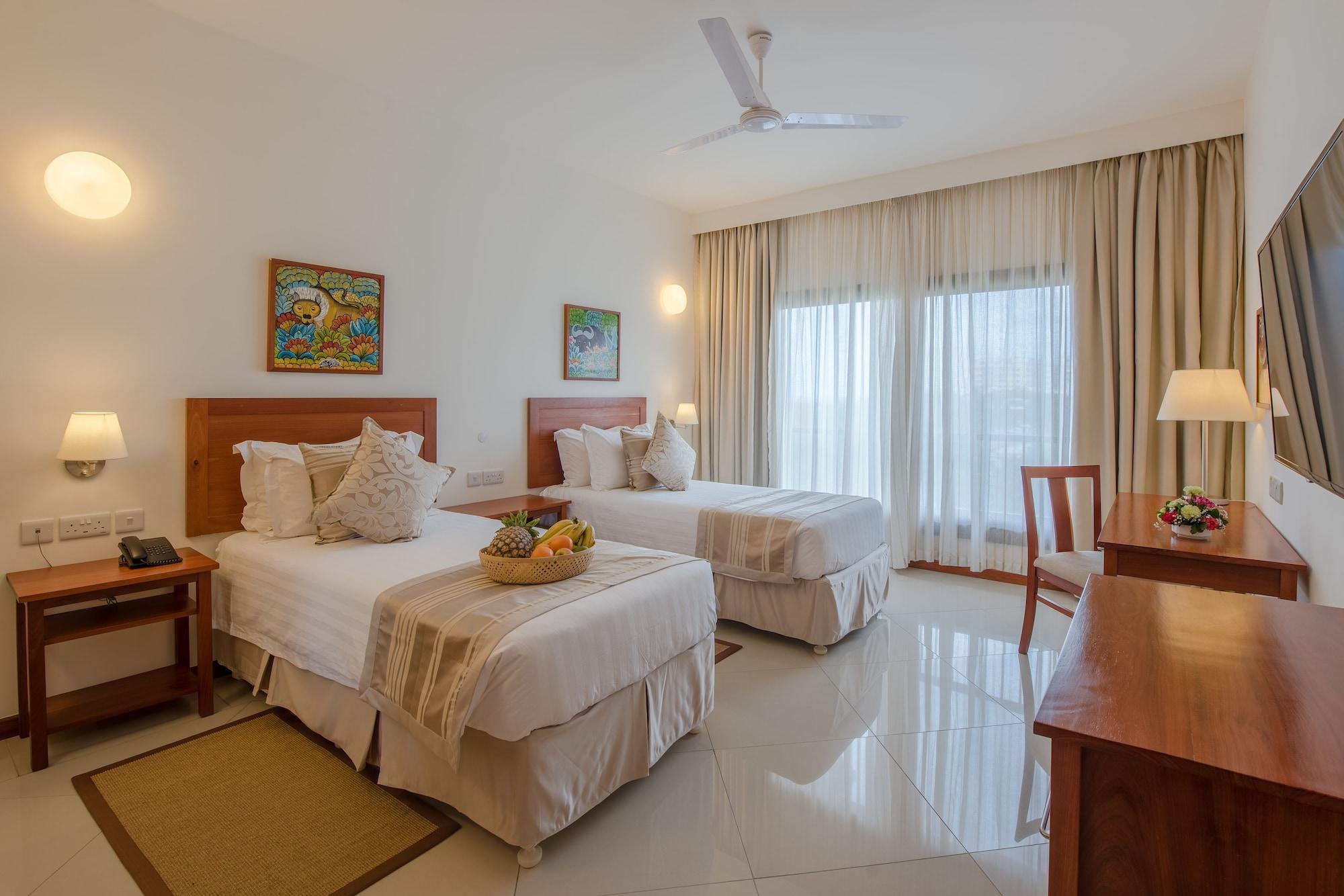 Sea Cliff Court Hotel & Luxury Apartments Dar es Salaam Exteriör bild