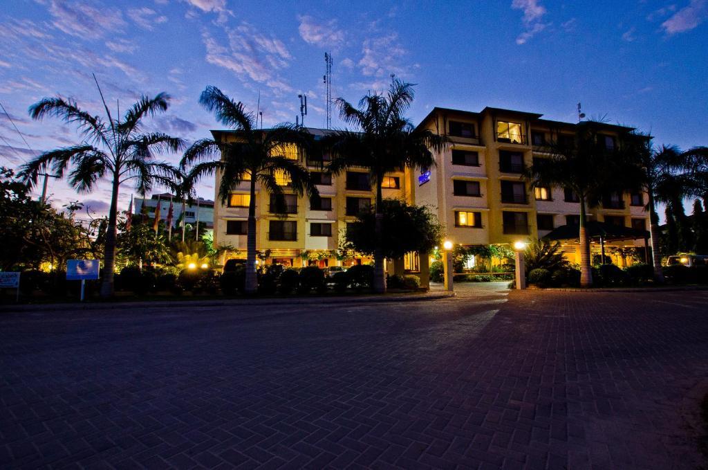 Sea Cliff Court Hotel & Luxury Apartments Dar es Salaam Exteriör bild