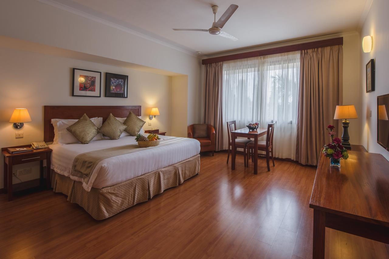 Sea Cliff Court Hotel & Luxury Apartments Dar es Salaam Exteriör bild