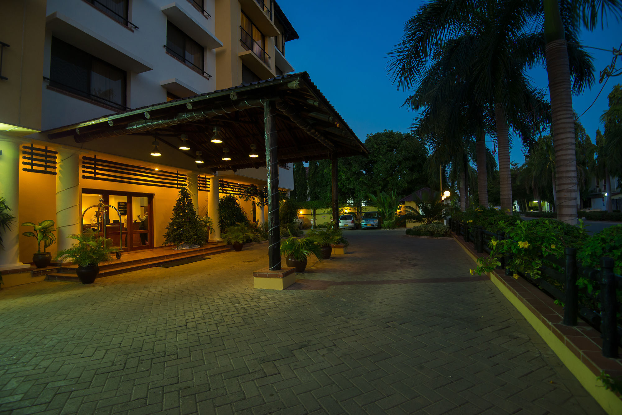 Sea Cliff Court Hotel & Luxury Apartments Dar es Salaam Exteriör bild